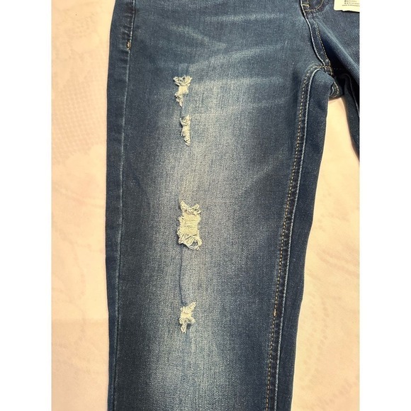 Suzanne Betro Super Destroyed Jeans Sz 6 NWT - Picture 5 of 12